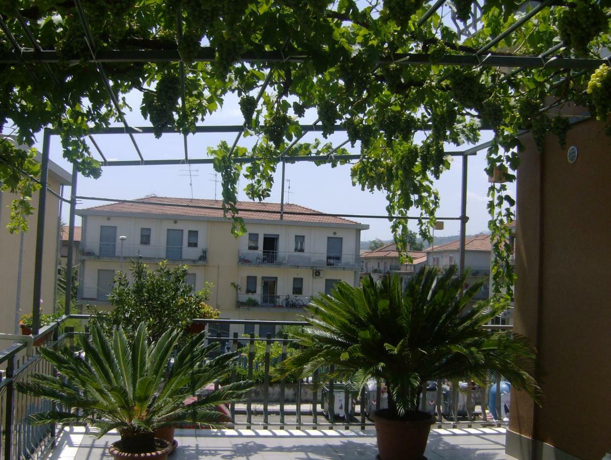 B&B Padre Pio Mascali Kültér fotó